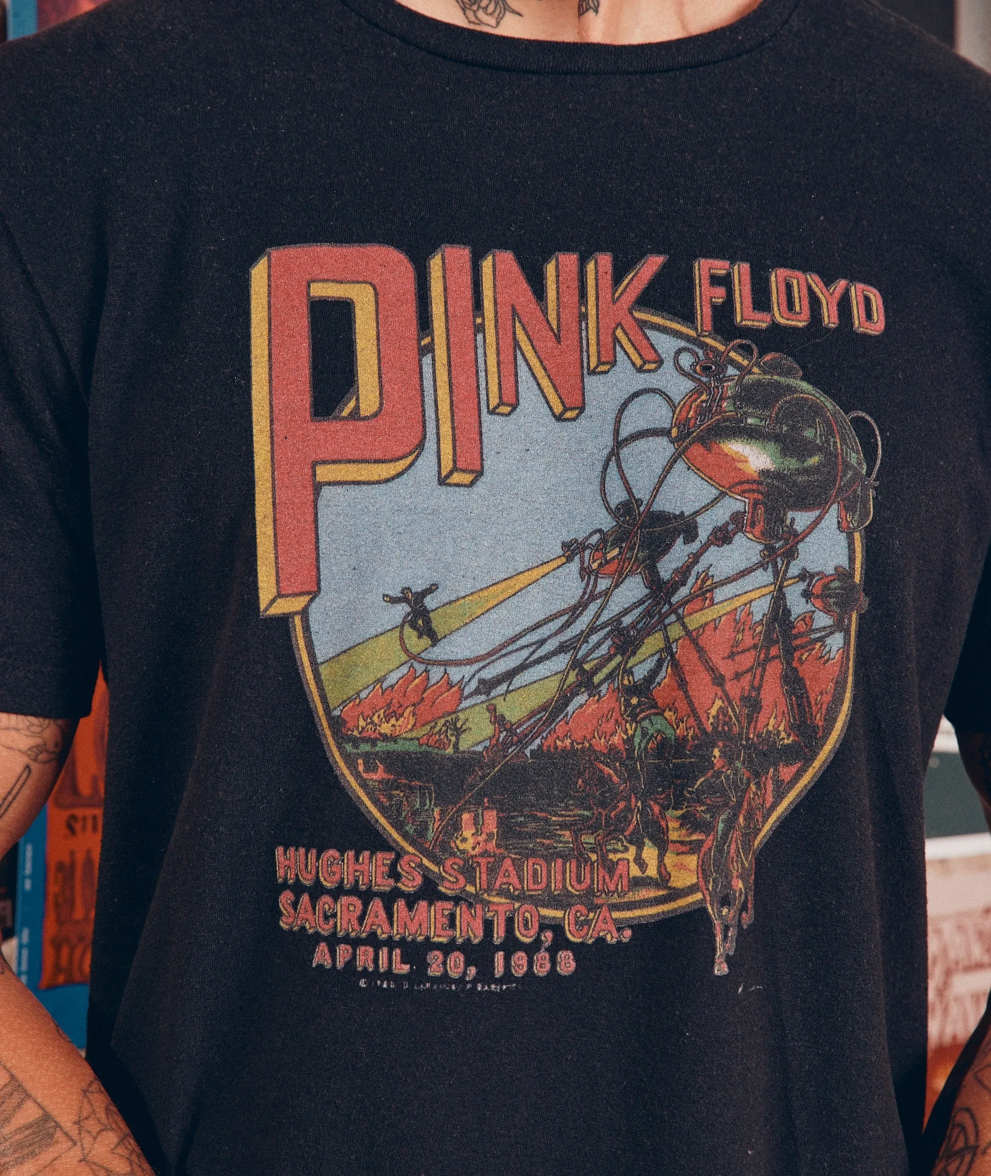 Pink Floyd Sacramento Unisex Tee sold by Marine Layer product image thumbnail 5