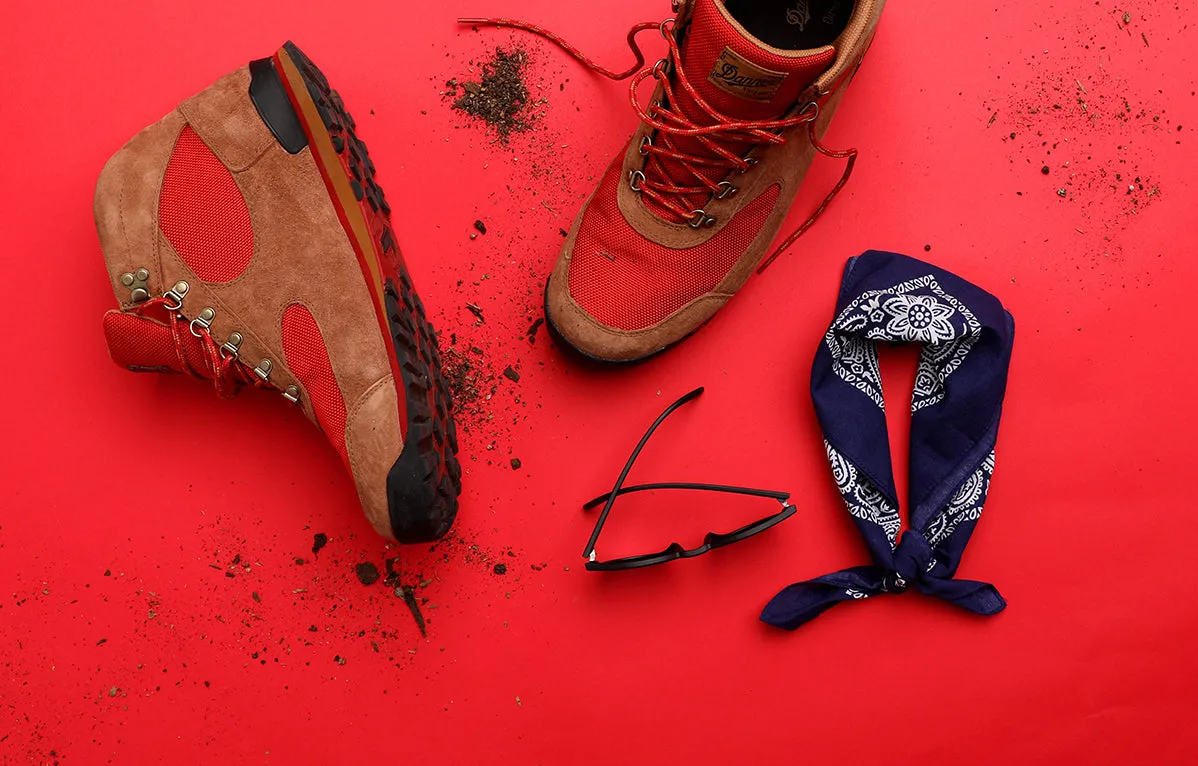 SFWeekendSportGuideMC6 sold by Marine Layer