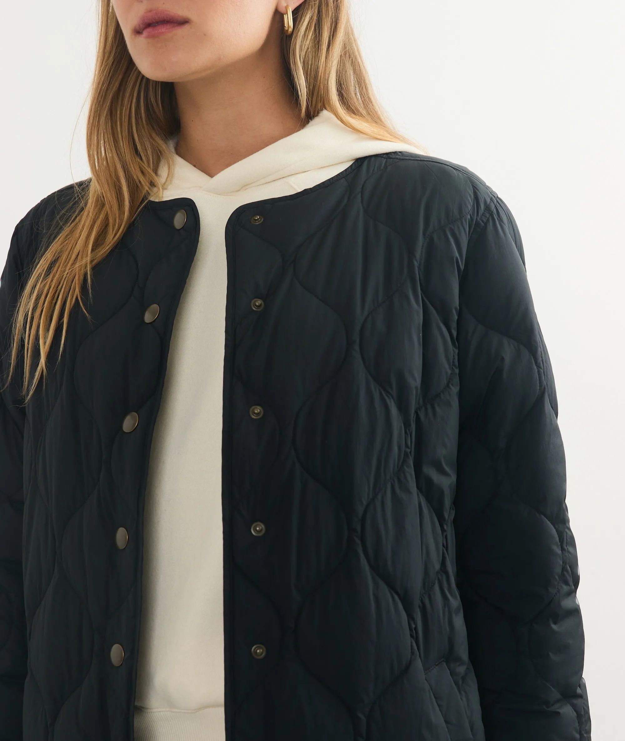 Calista Lightweight Quilted Jacket sold by Marine Layer product image thumbnail 5