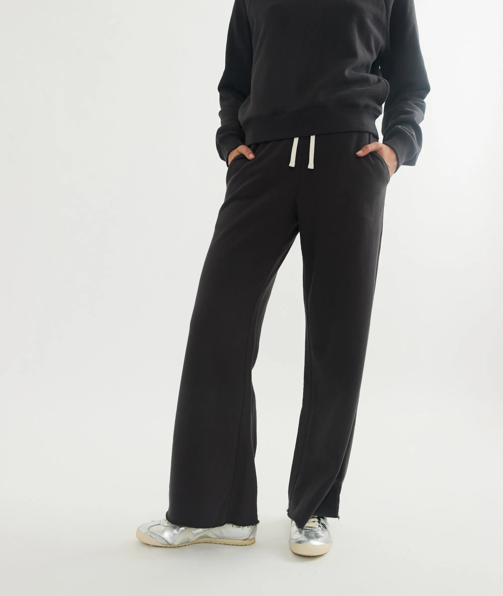 Cloud 9 Fleece Wide Leg Sweatpant sold by Marine Layer product image thumbnail 2