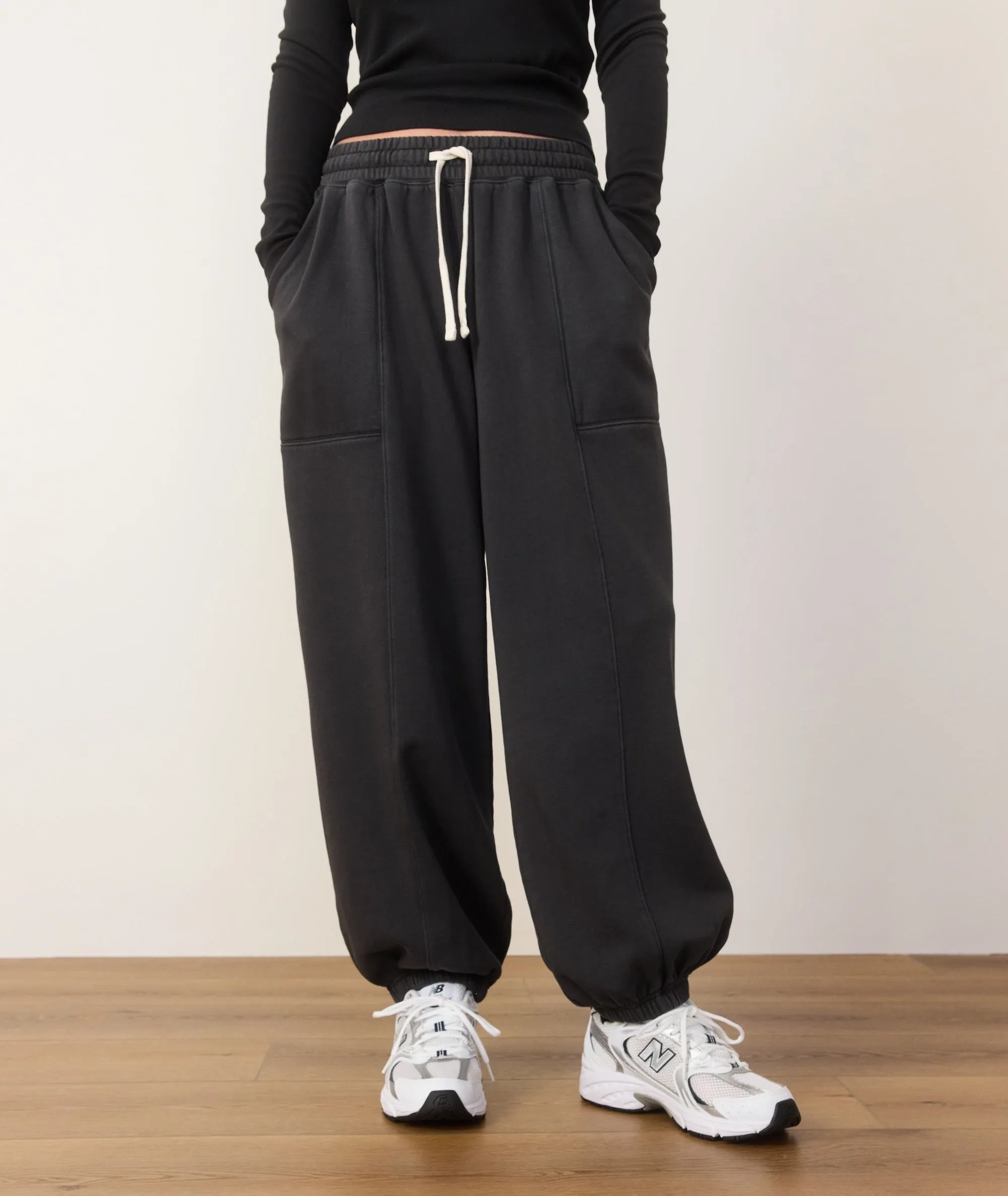 Cloud 9 Fleece Barrel Sweatpant sold by Marine Layer product image thumbnail 2
