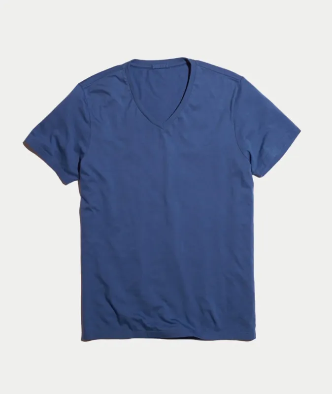 Signature V-Neck in Faded Aegean made by Marine Layer