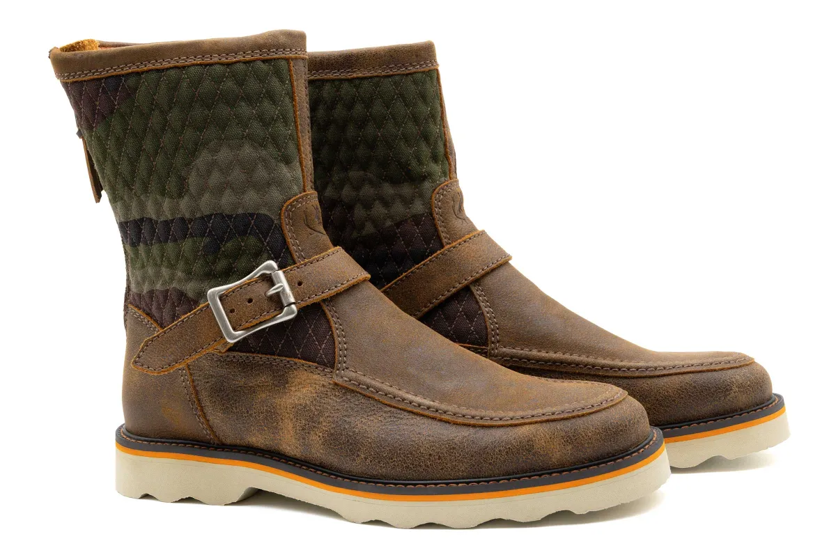 Llewellin Water Buffalo Pro Guide Boots - Old Wood made by Martin Dingman