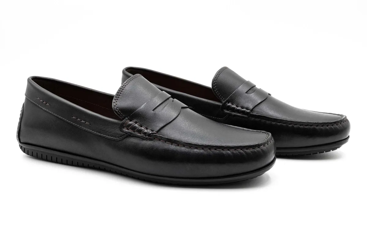 Bermuda Saddle Leather Penny Loafers - Black made by Martin Dingman
