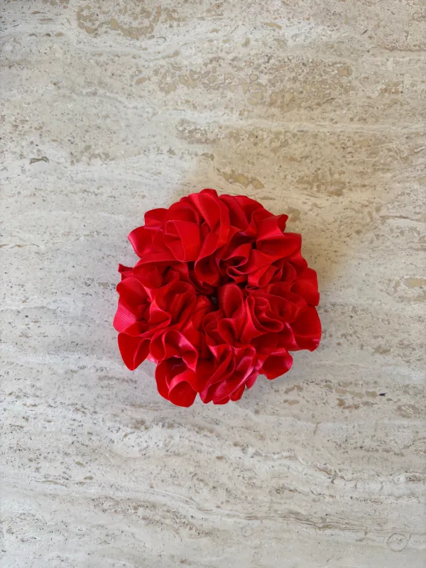 CARNATION SCRUNCHIE, POPPY RED made by Maryam Nassir Zadeh