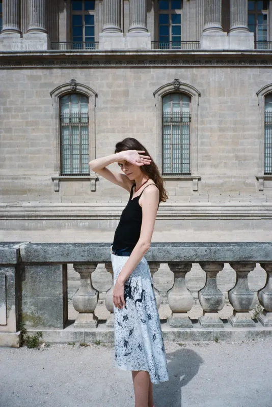 LAINE SOIE PLISSE TOP, NOIR made by Maryam Nassir Zadeh