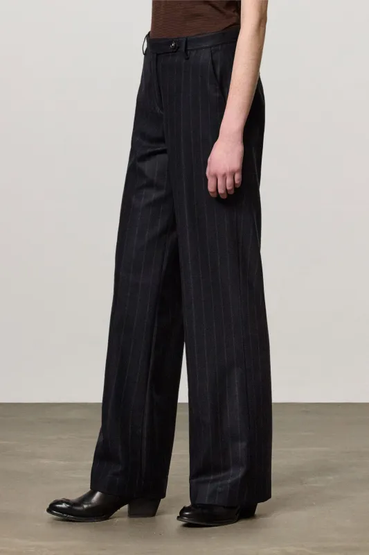 LAMNA sold by Massimo Alba