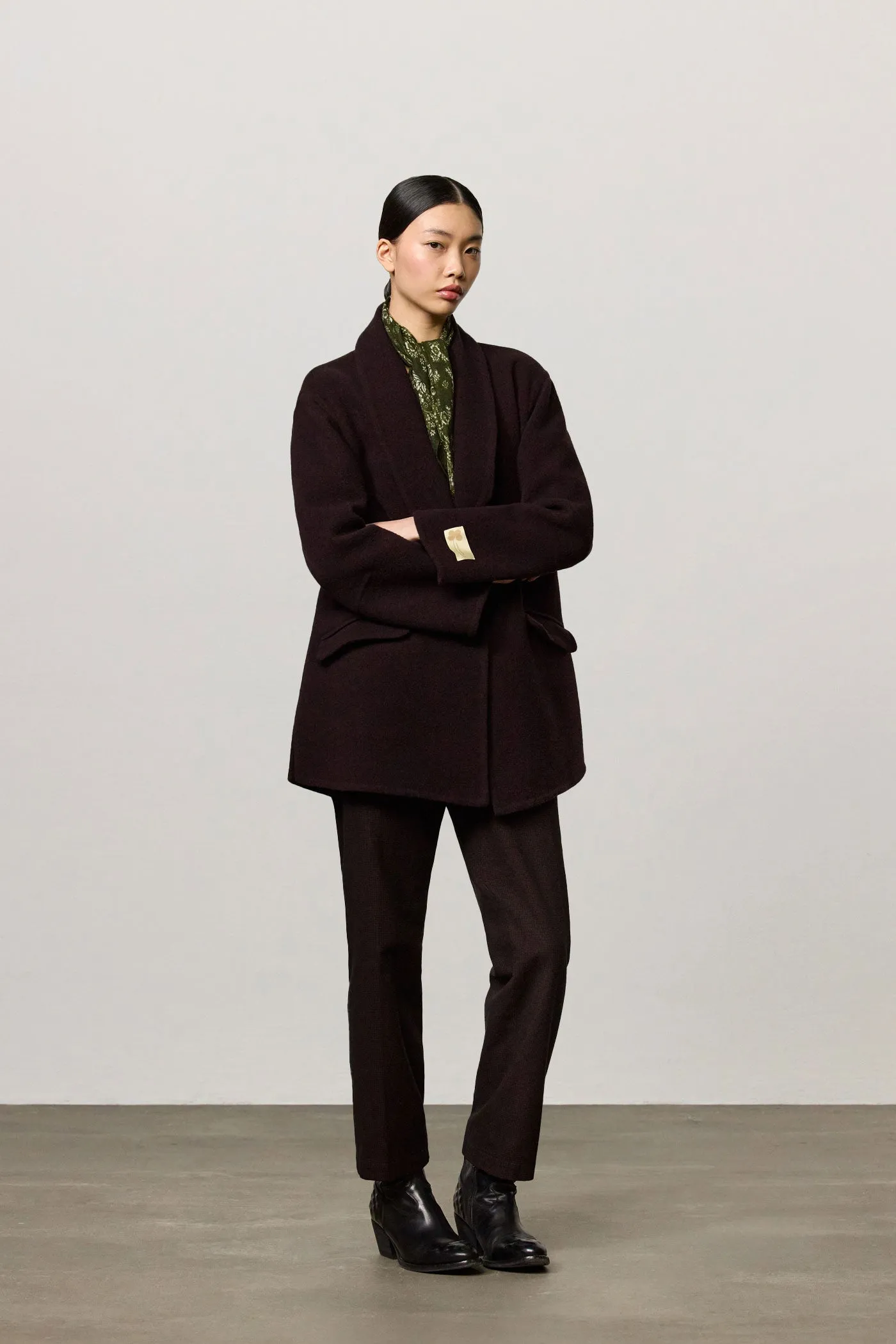 MANILA sold by Massimo Alba