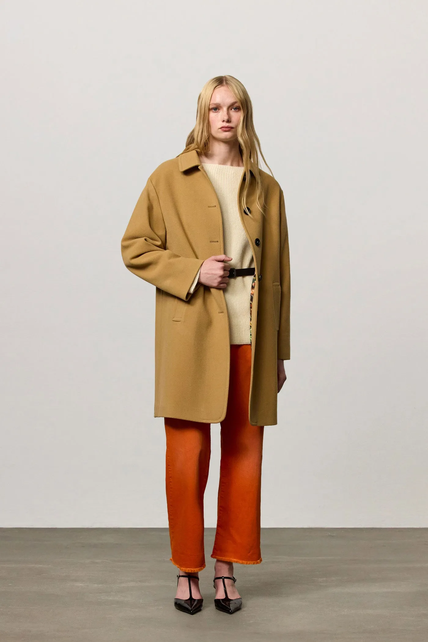 SYDNEY sold by Massimo Alba