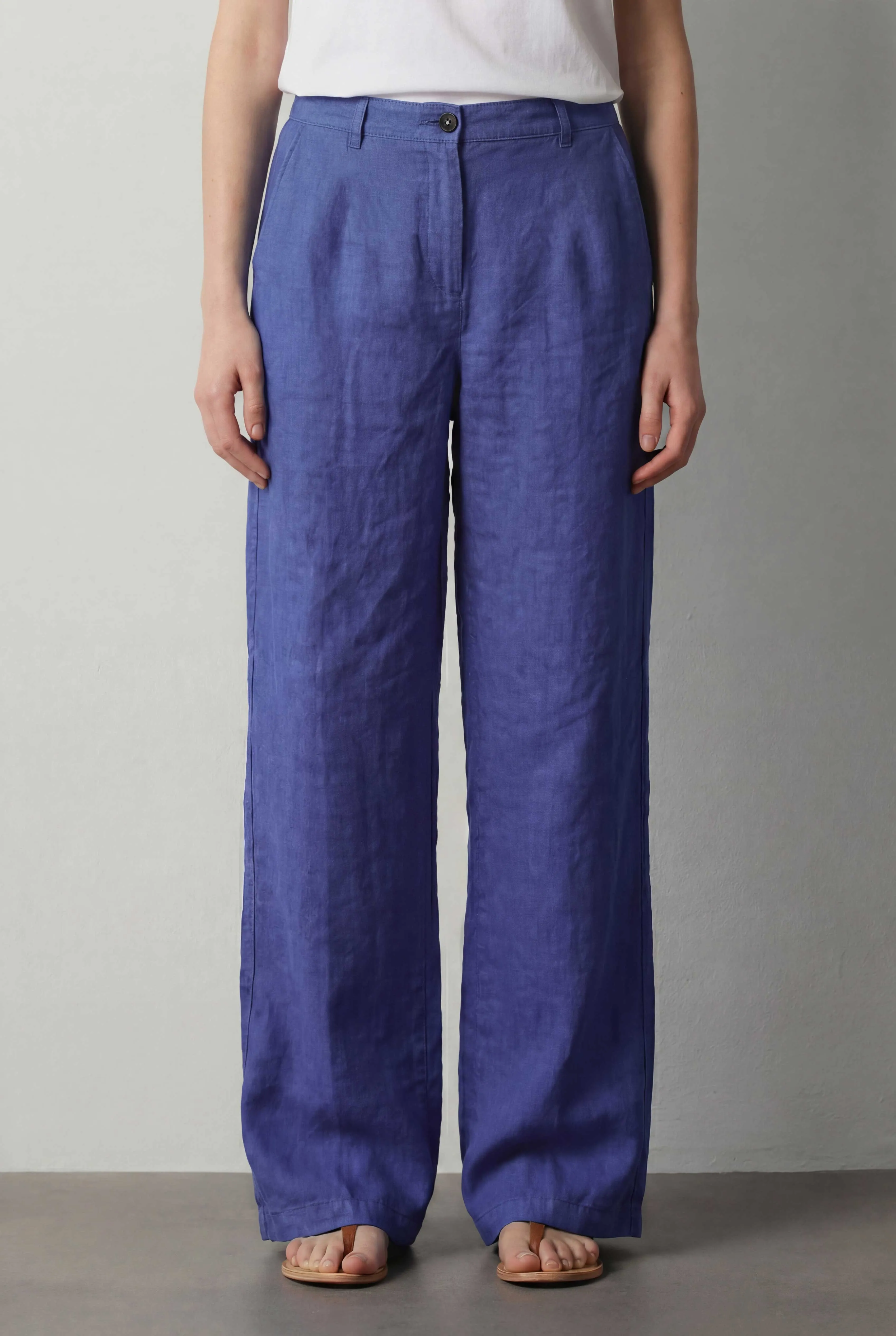 LOIS sold by Massimo Alba