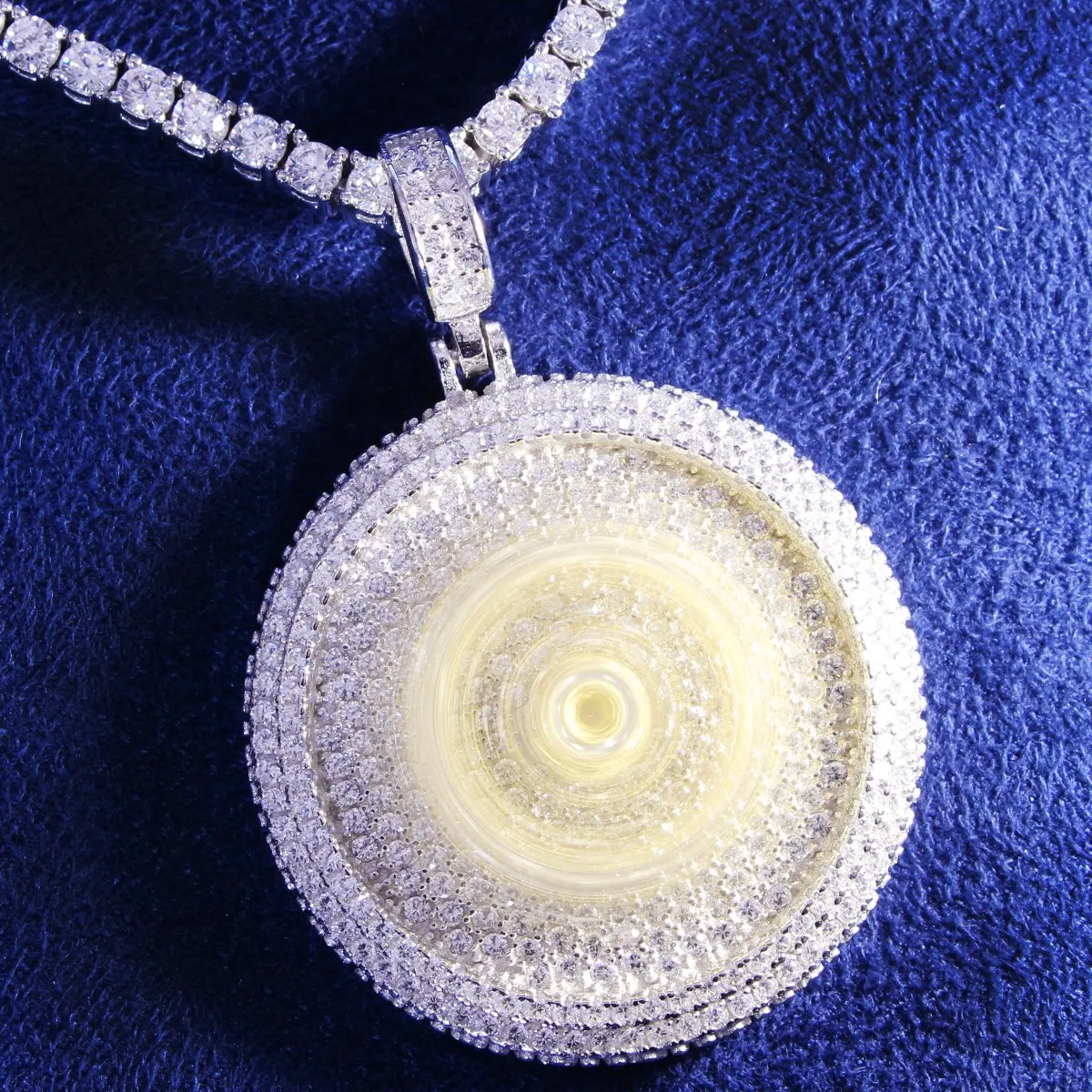 Rapper 69 Two Tone Circle Spinner Pendant Chain sold by Master Of Bling product image thumbnail 3