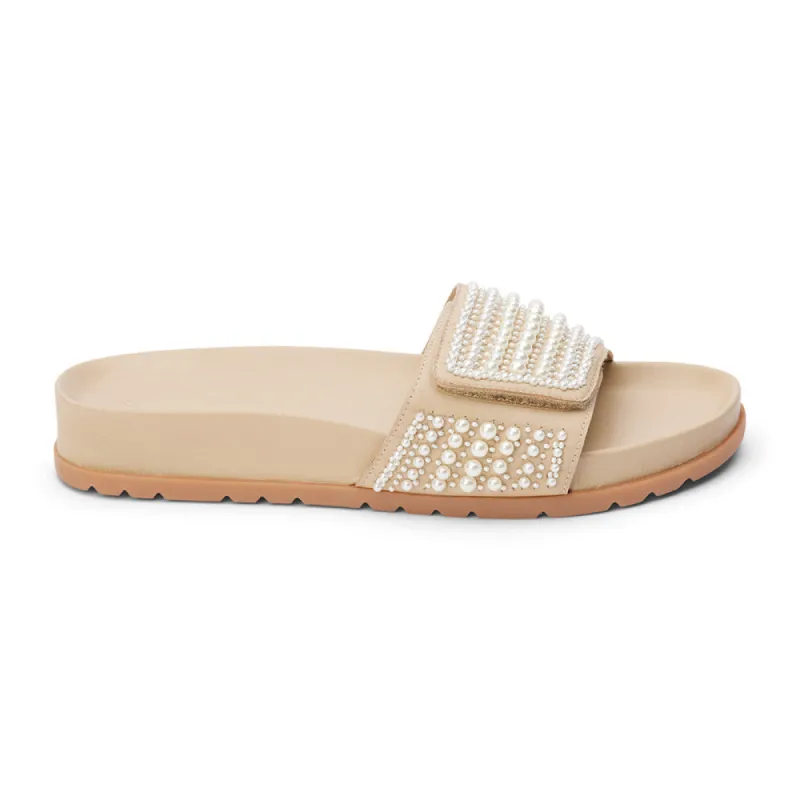 Reese Slide Sandal sold by Matisse