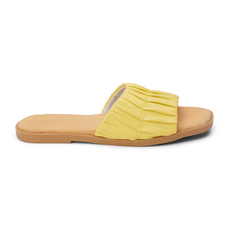 Viva Slide Sandal sold by Matisse