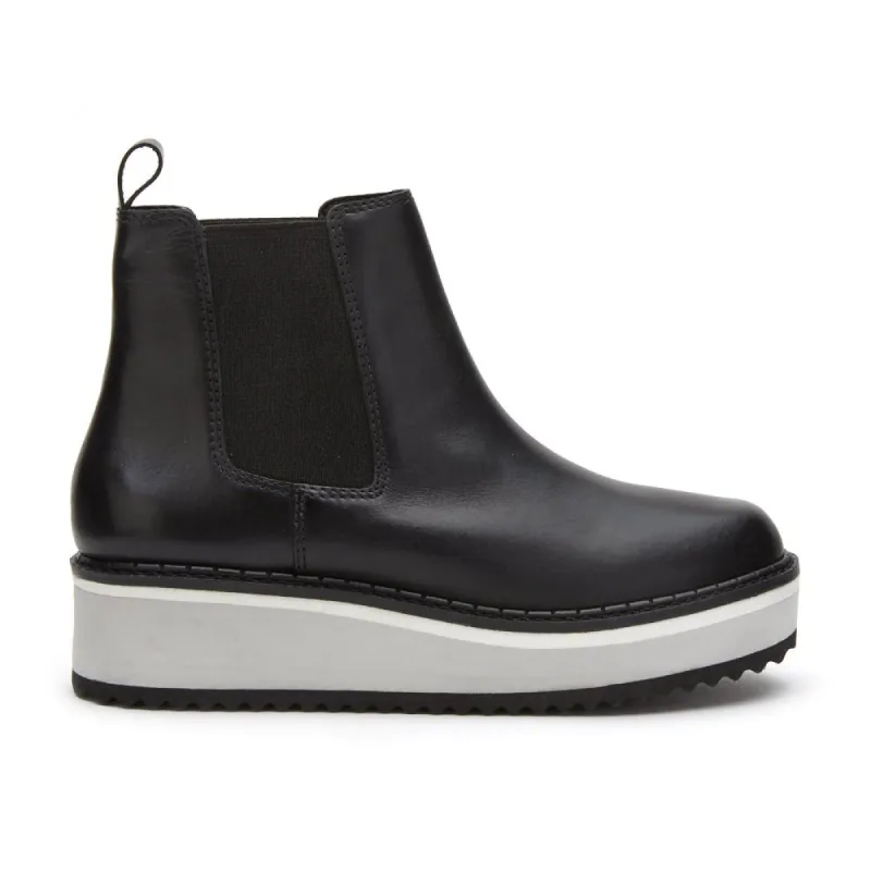 Ronan Chelsea Boot sold by Matisse