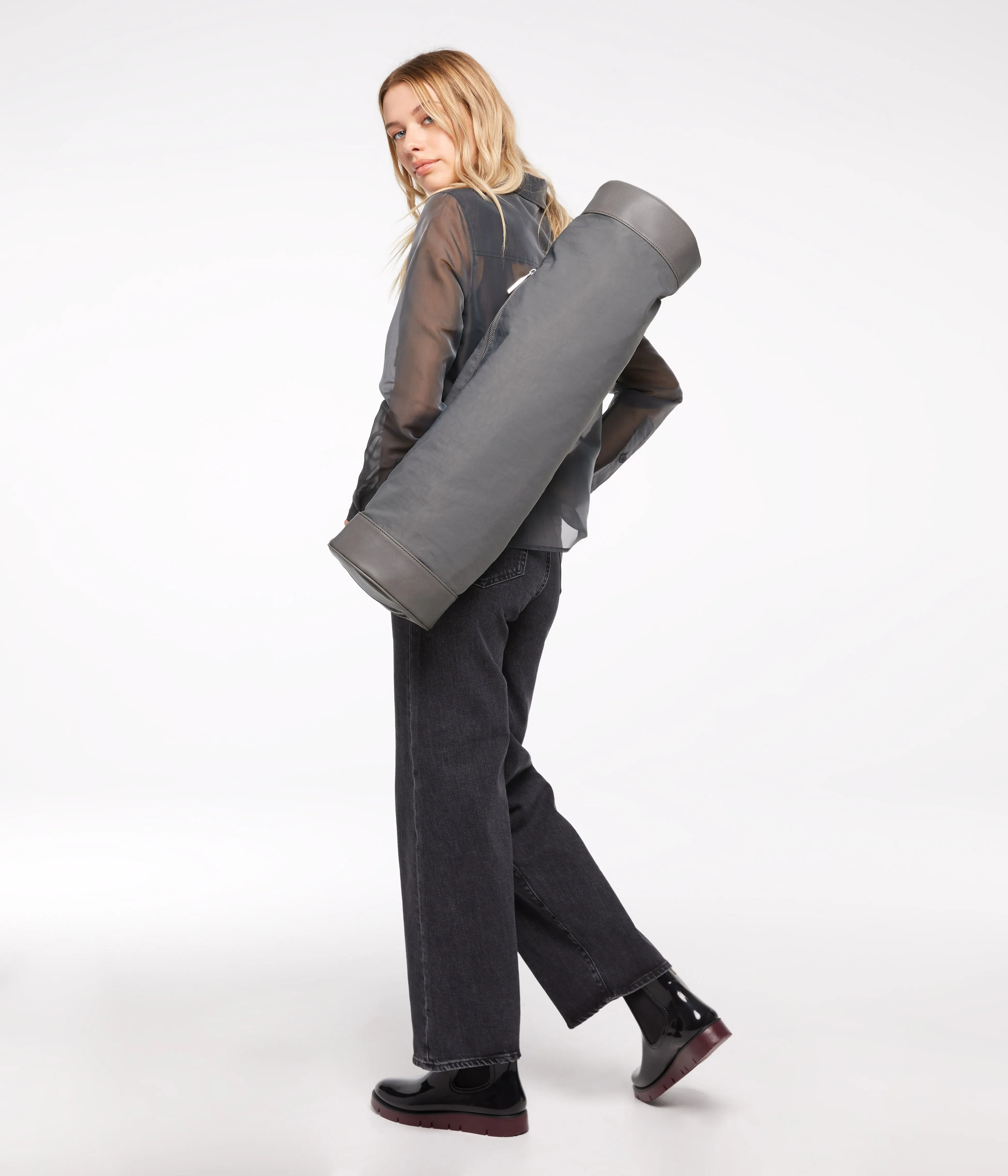 MIRA Vegan Yoga Bag - Oam sold by Matt & Nat product image thumbnail 3