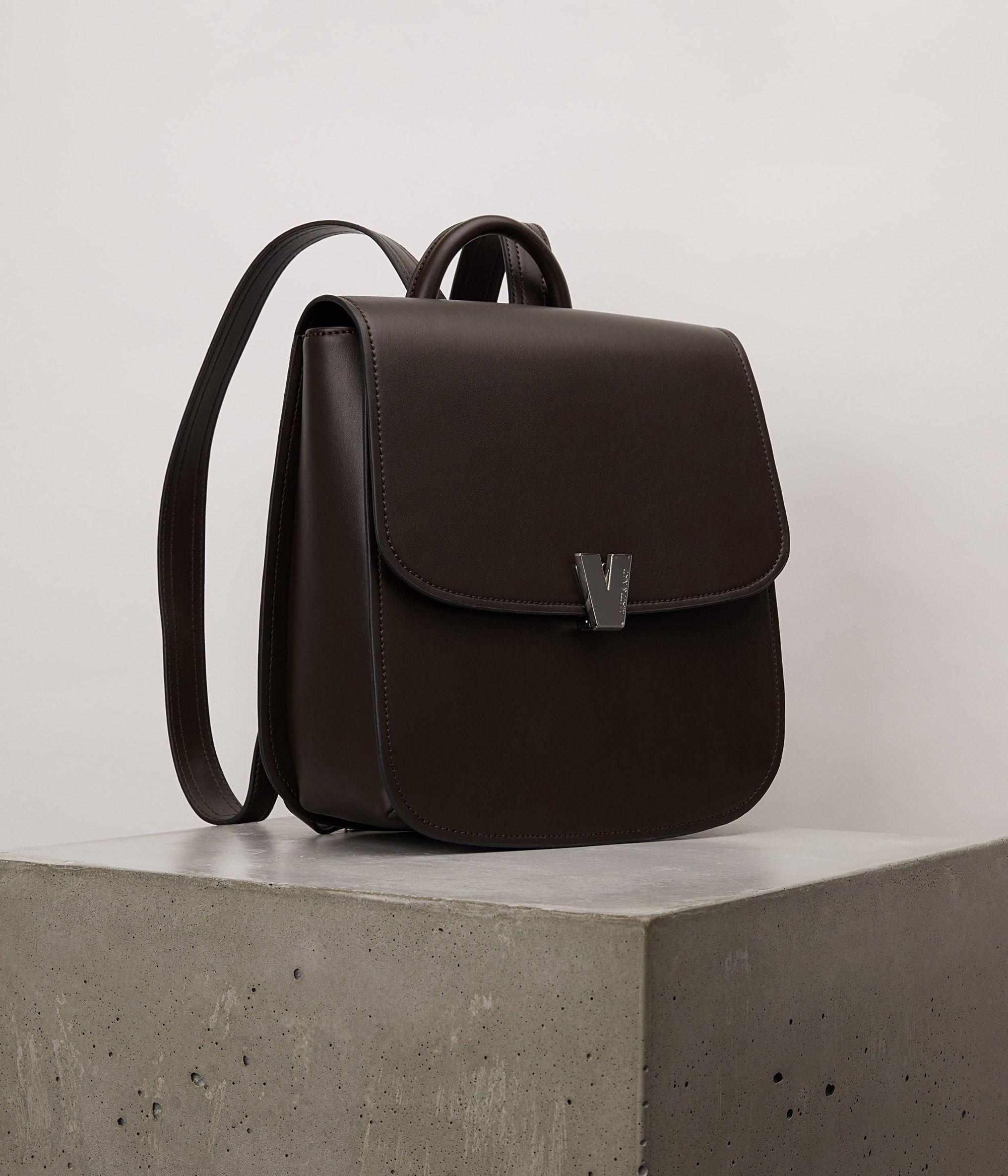 BROOKE Vegan Backpack - APPLESKIN™ sold by Matt & Nat product image thumbnail 3