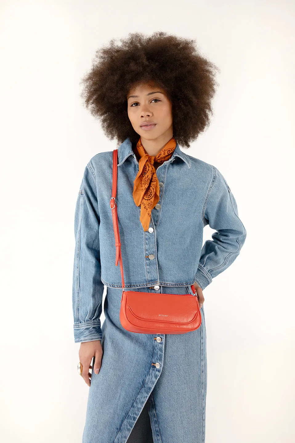 BUDDY Vegan Crossbody Bag – Theme sold by Matt & Nat product image thumbnail 3