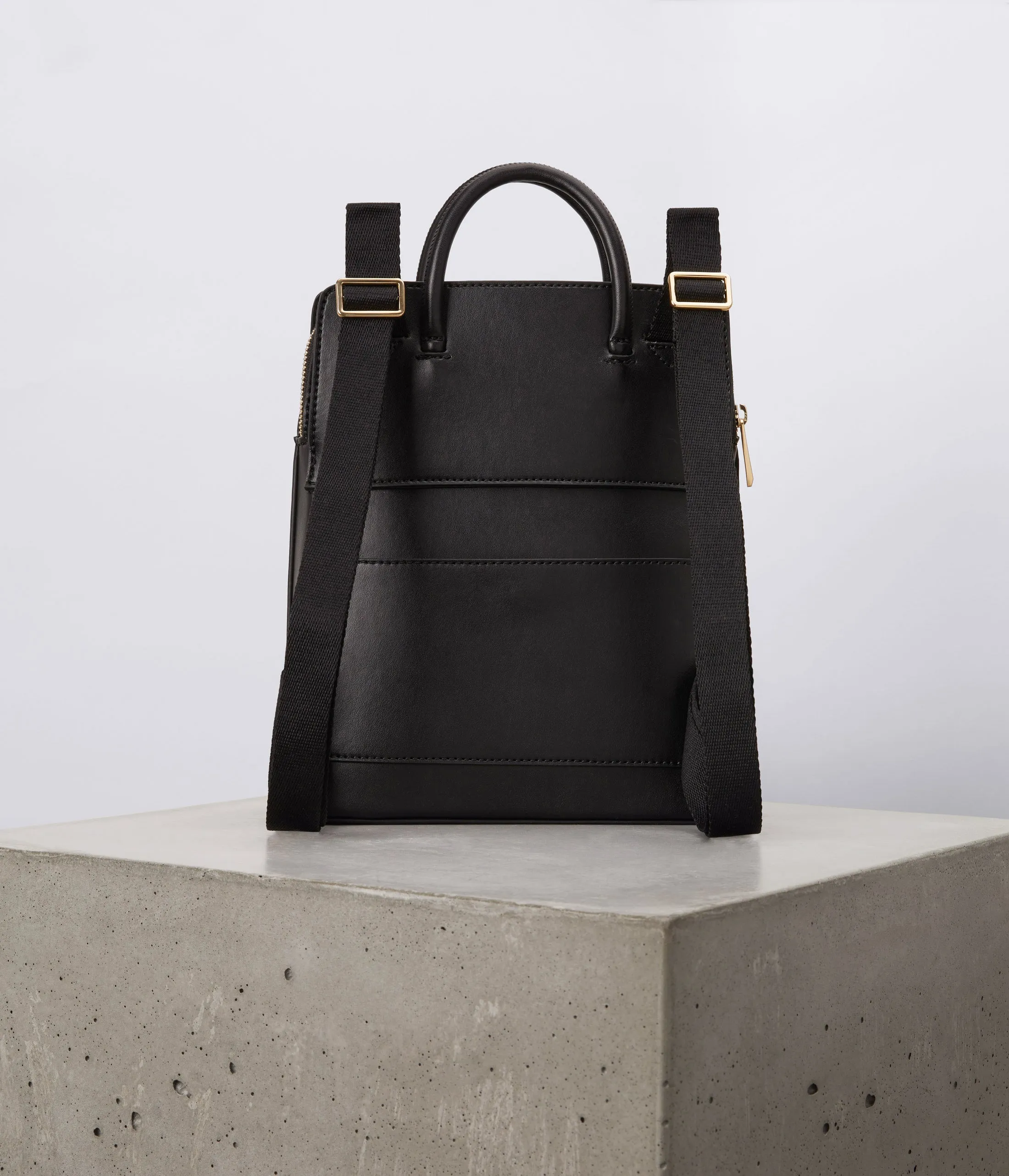 LAUT Vegan Backpack - UPPEAL™ sold by Matt & Nat product image thumbnail 5