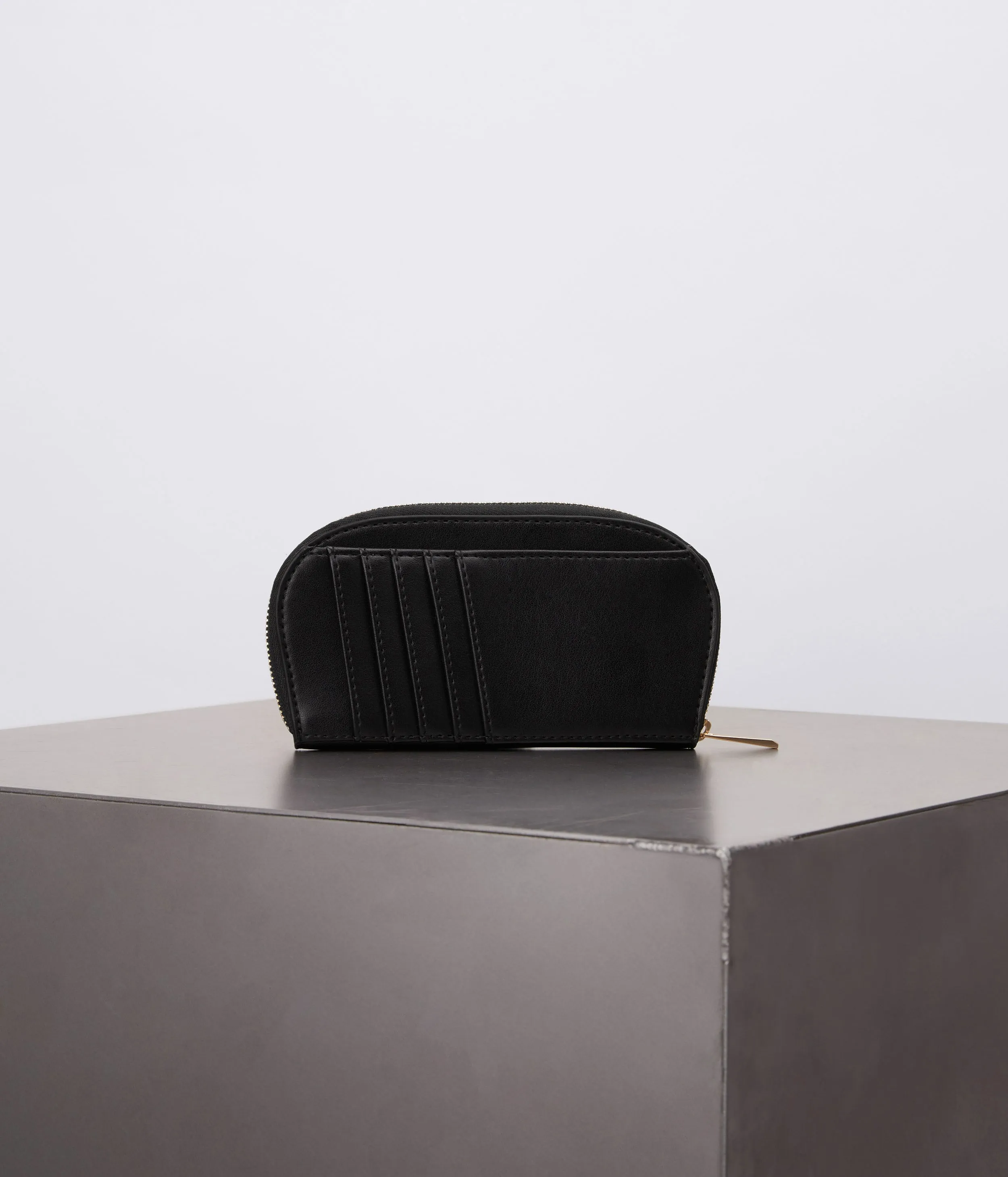 MEREL Vegan Card Holder - UPPEAL™ sold by Matt & Nat product image thumbnail 4