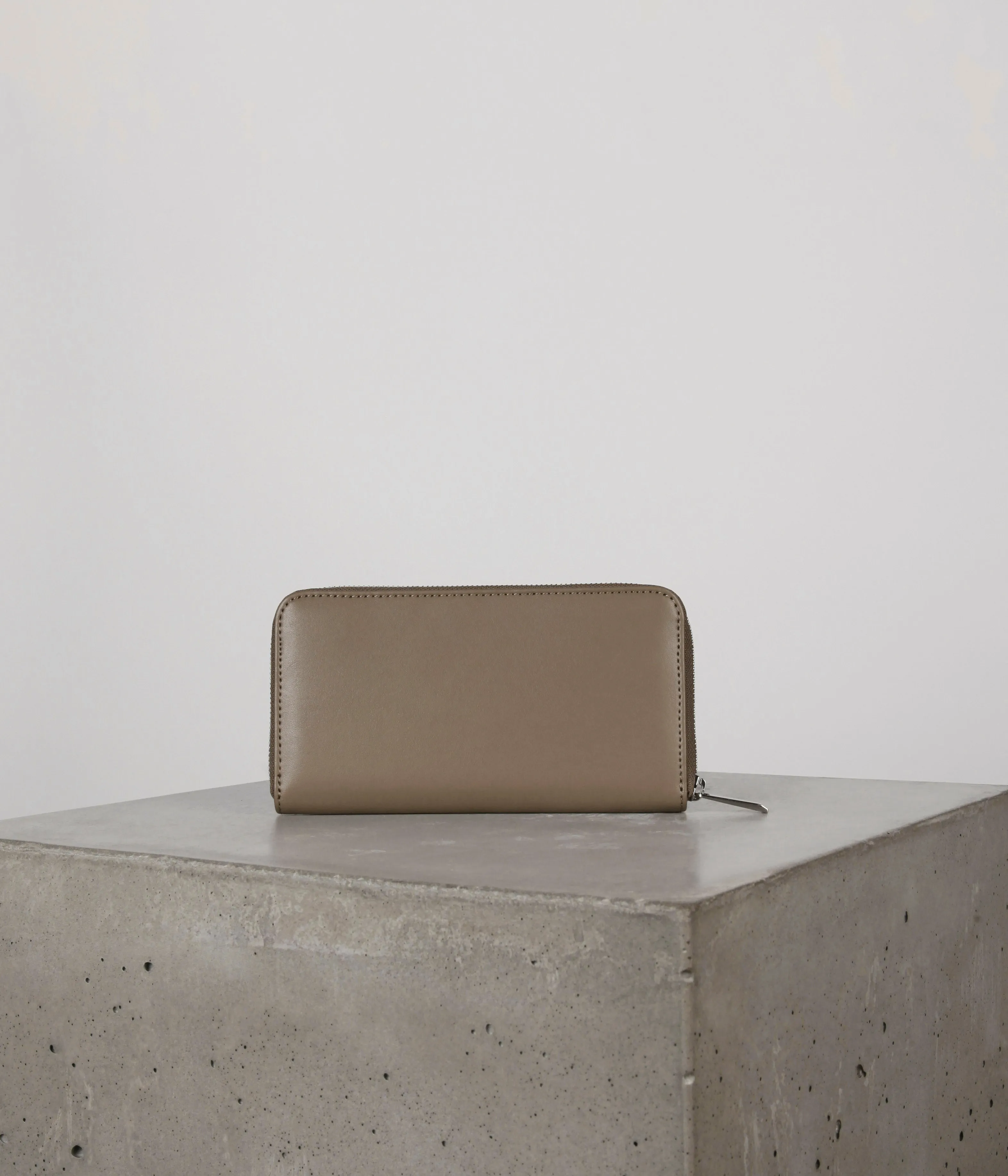 LEICI Vegan Wallet - UPPEAL™ sold by Matt & Nat product image thumbnail 4