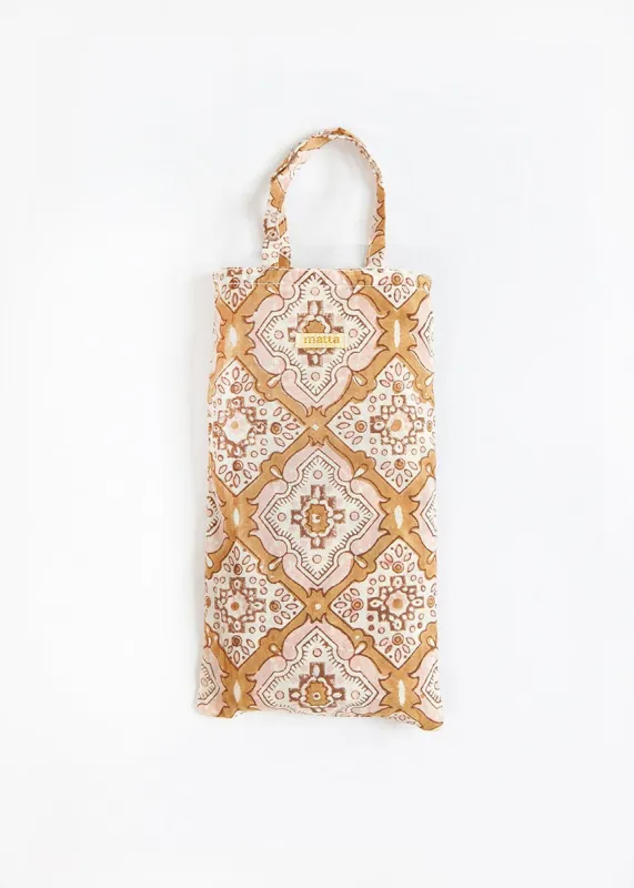 Diu Pareo sold by Matta