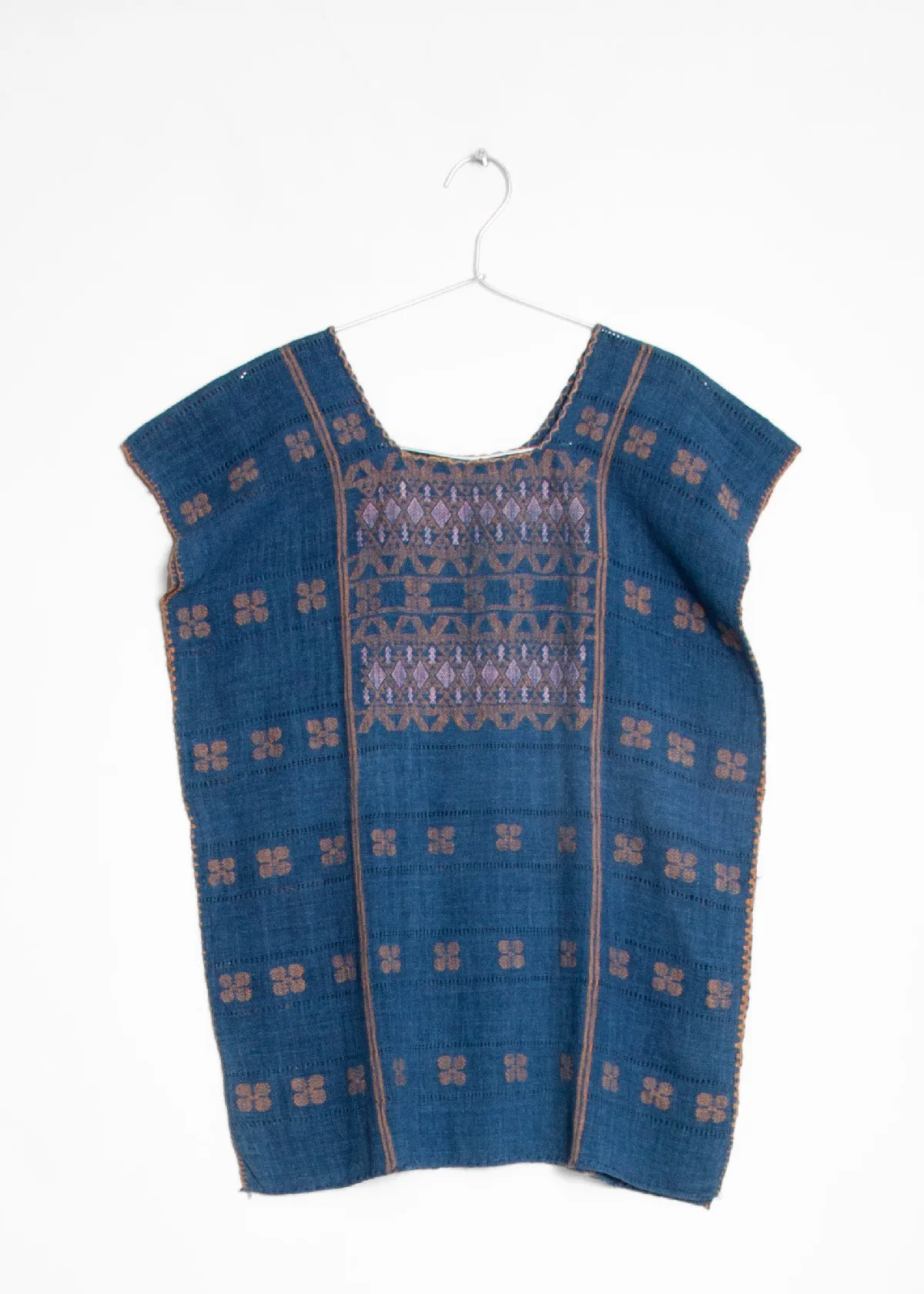 Amuzgo Top Natural Indigo #14 sold by Matta product image thumbnail 2