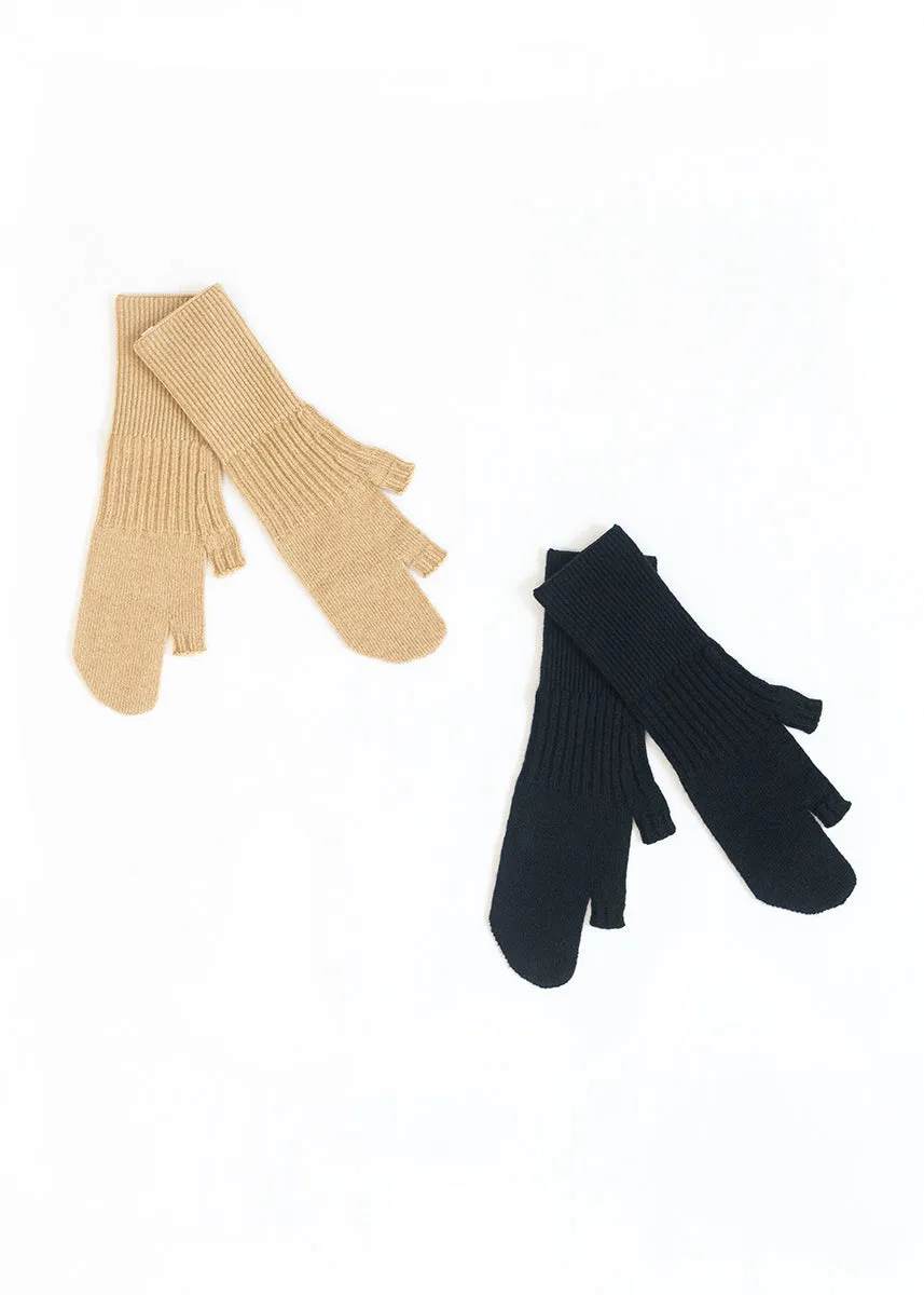 Antipast Lamb Wool Gloves sold by Matta product image thumbnail 2
