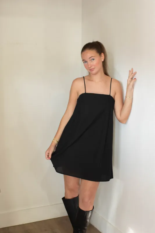 Plain Sweetheart Cami Dress - Black sold by Maude