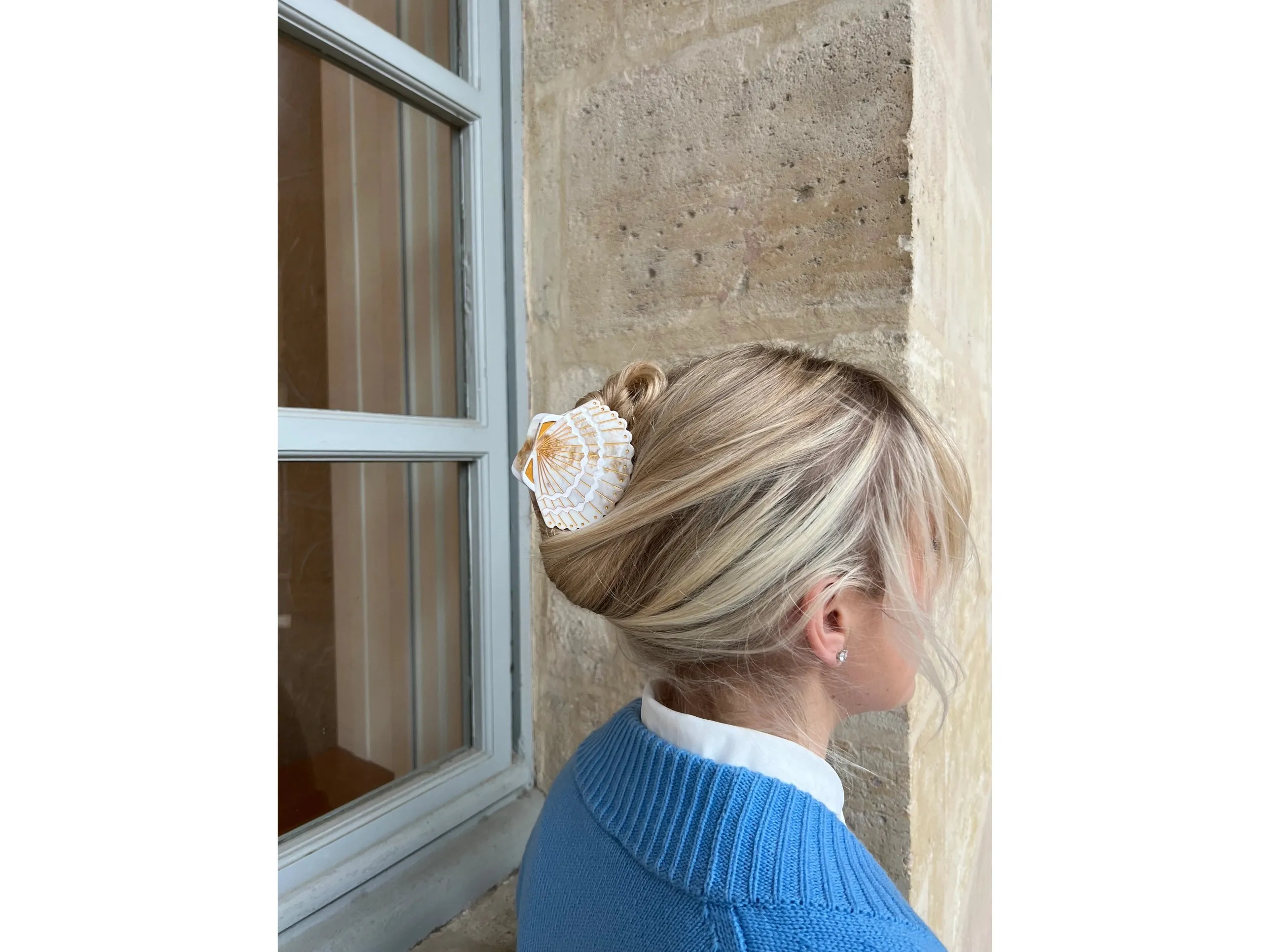 Seashell Claw Hair Clip sold by Maude product image thumbnail 2
