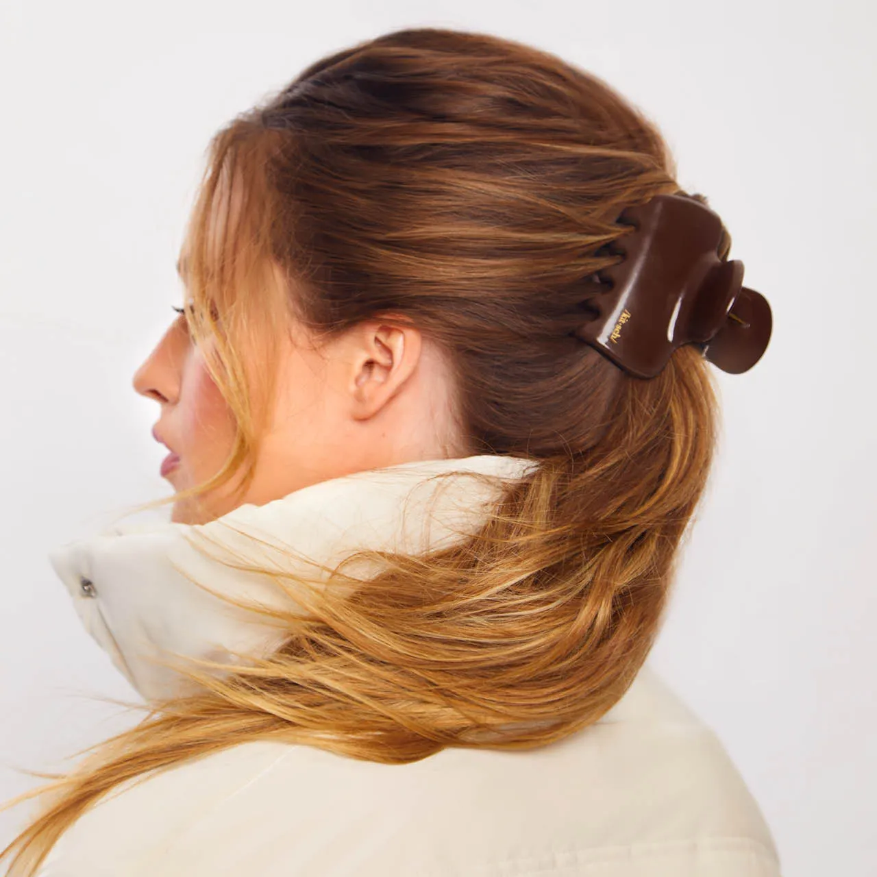 KITSCH Puffy Cloud Clip - Chocolate sold by Maude product image thumbnail 4