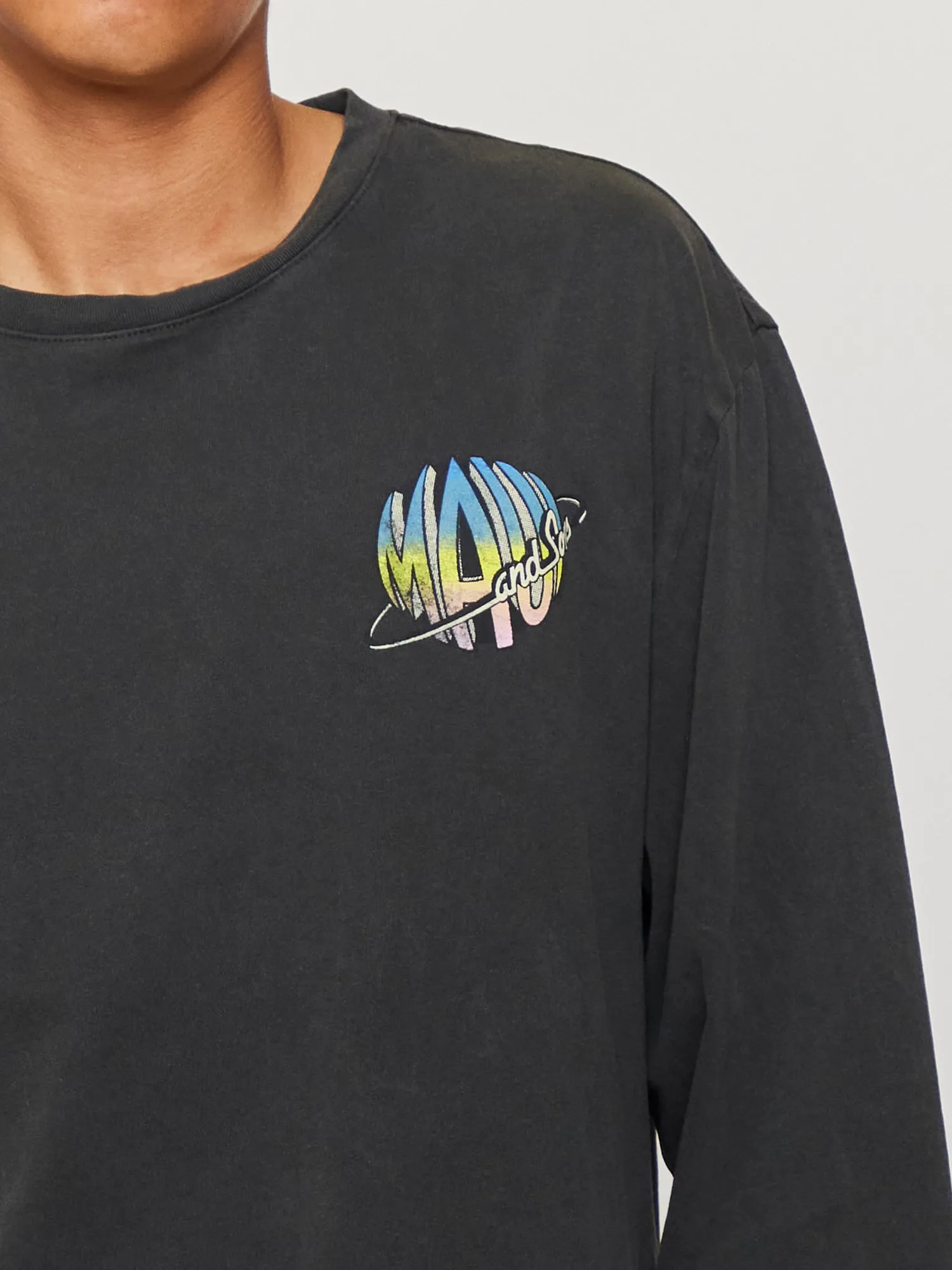 Global Long Sleeve sold by Maui and Sons product image thumbnail 3