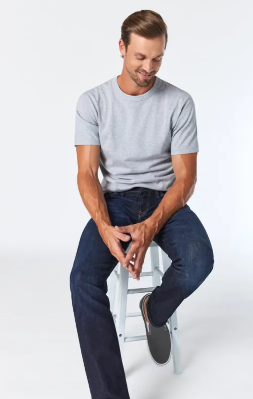 MARCUS SLIM STRAIGHT LEG IN RINSE BRUSHED FEATHER BLUE sold by Mavi