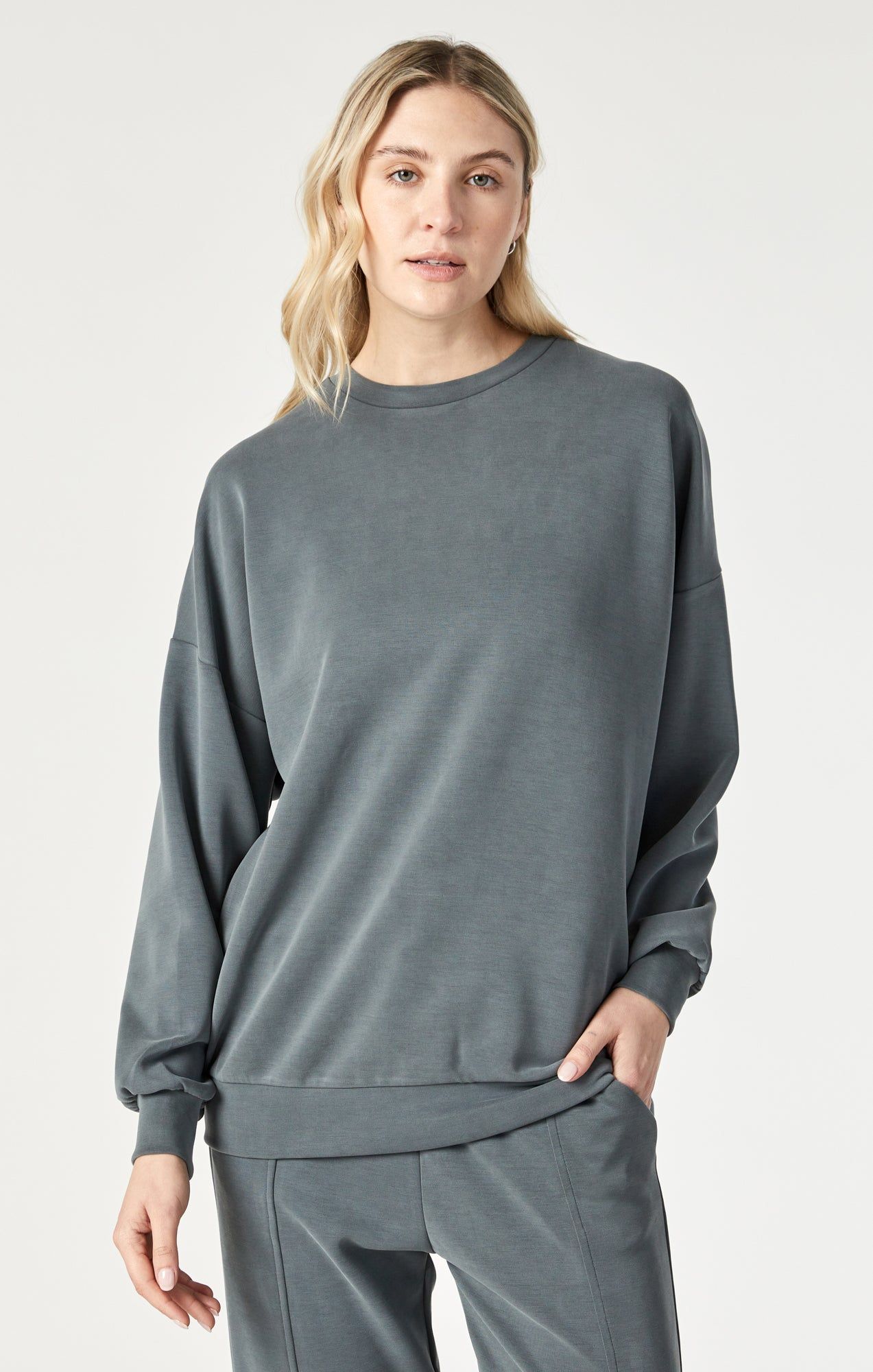 LUXE TOUCH TENCEL™ SWEATSHIRT IN URBAN CHIC sold by Mavi