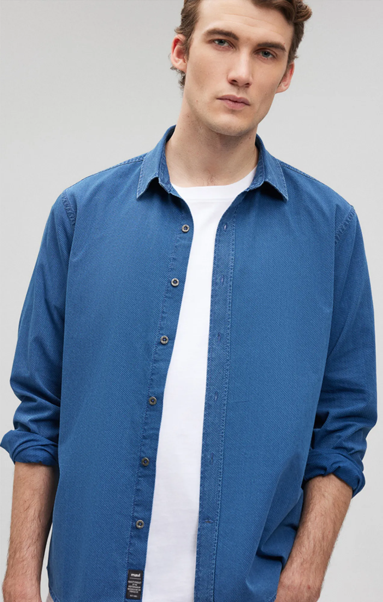 BUTTON-UP LONG SLEEVE SHIRT IN INDIGO sold by Mavi product image thumbnail 4