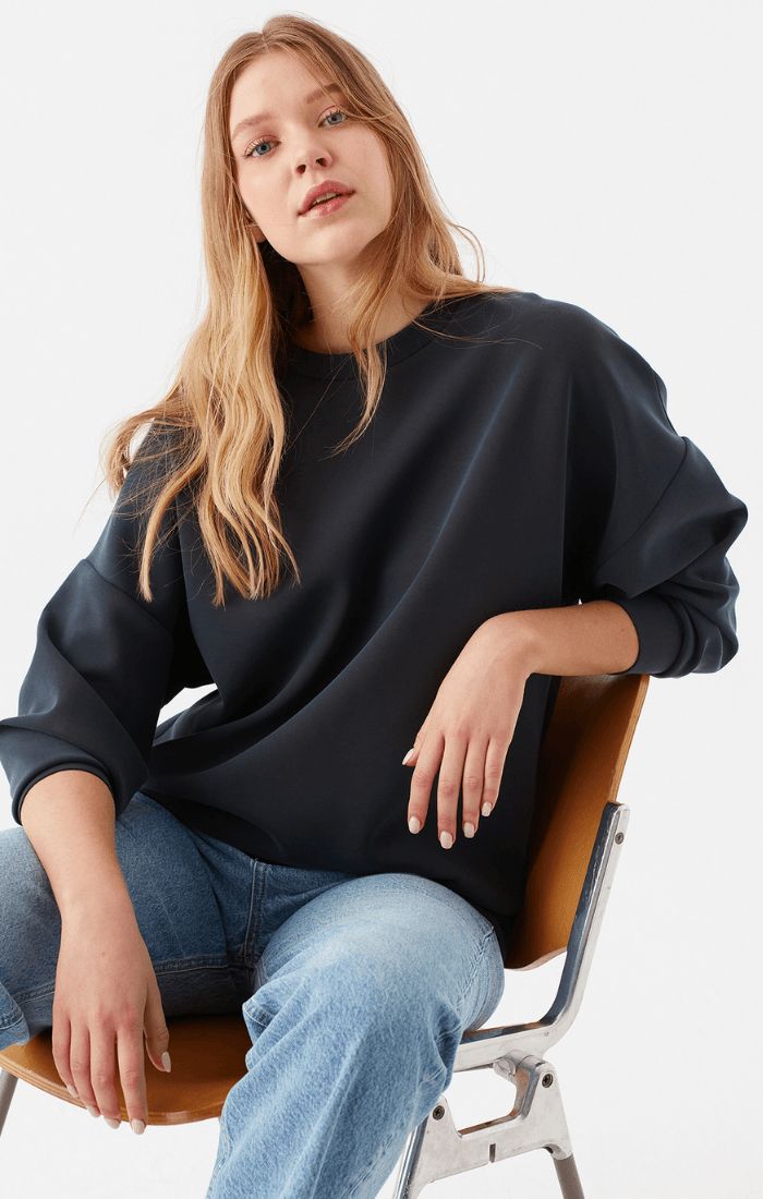 LUXE TOUCH TENCEL™ SWEATSHIRT IN BLACK sold by Mavi product image thumbnail 3