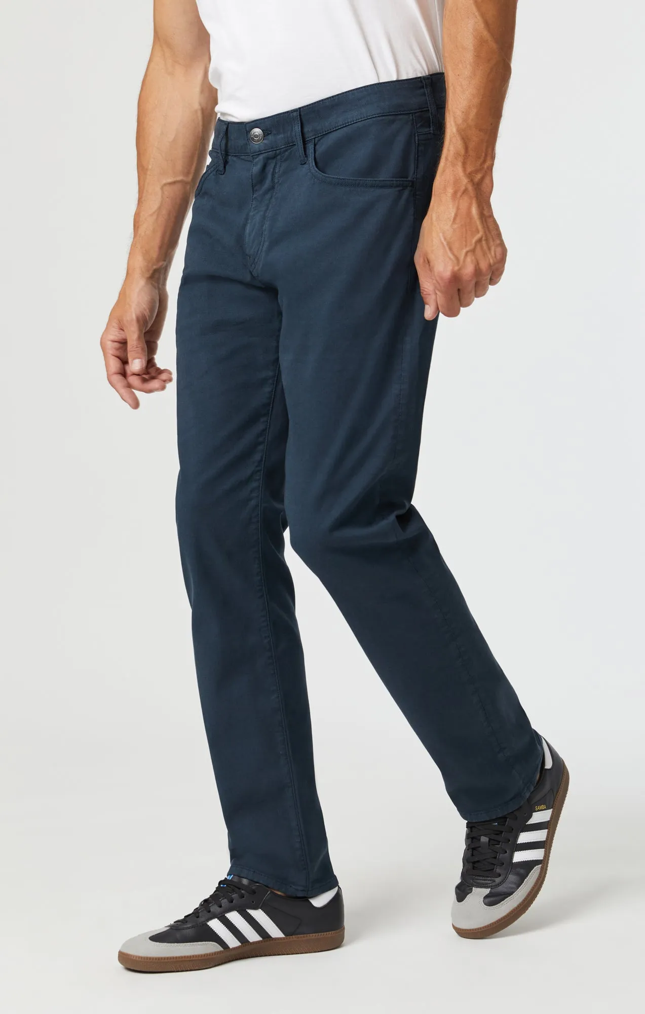 MARCUS SLIM STRAIGHT LEG IN DARK NAVY LUXE TWILL sold by Mavi product image thumbnail 4