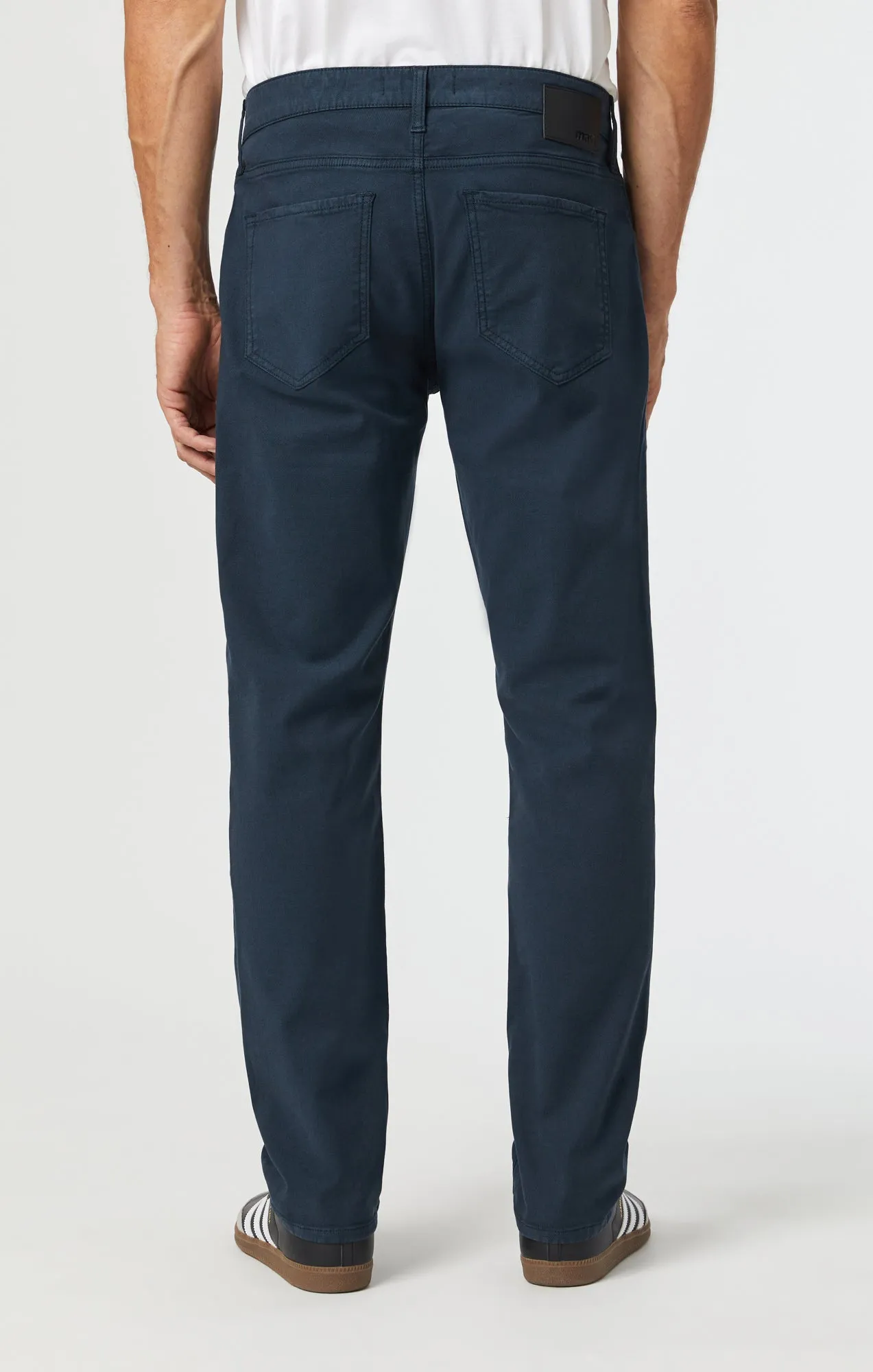 MARCUS SLIM STRAIGHT LEG IN DARK NAVY LUXE TWILL sold by Mavi product image thumbnail 5