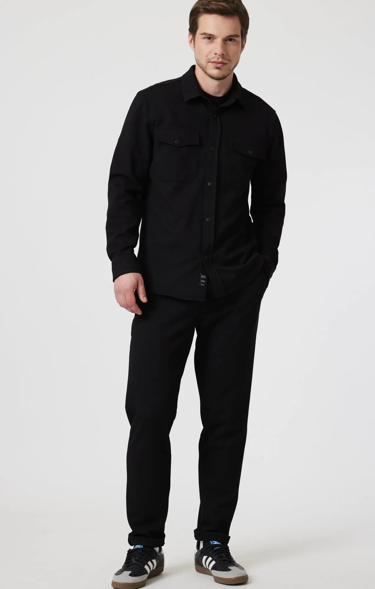 SWEATPANTS IN BLACK sold by Mavi