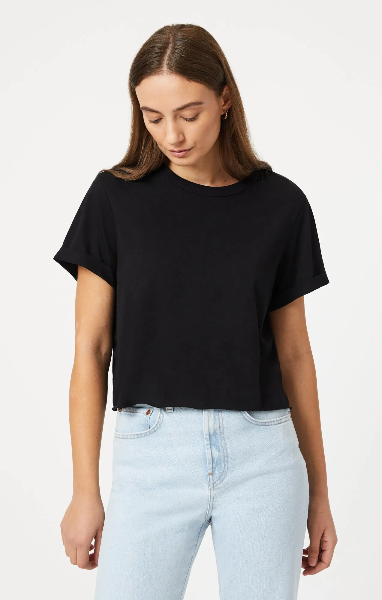 CROPPED T-SHIRT IN BLACK sold by Mavi