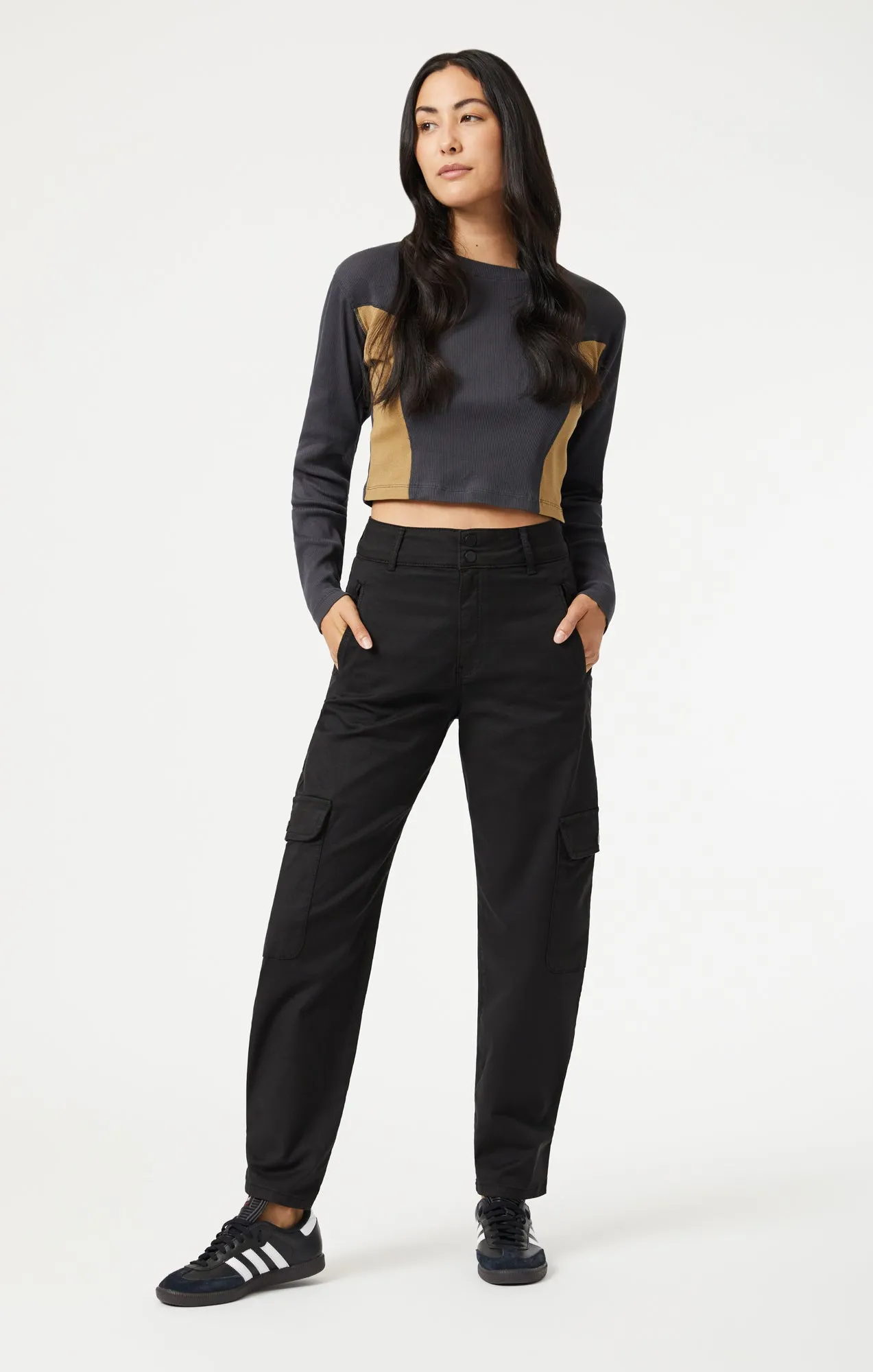 ELSIE CARGO PANTS IN BLACK LUXE TWILL sold by Mavi