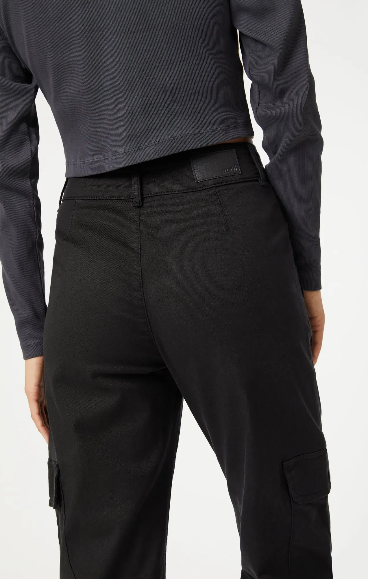 ELSIE CARGO PANTS IN BLACK LUXE TWILL sold by Mavi product image thumbnail 5