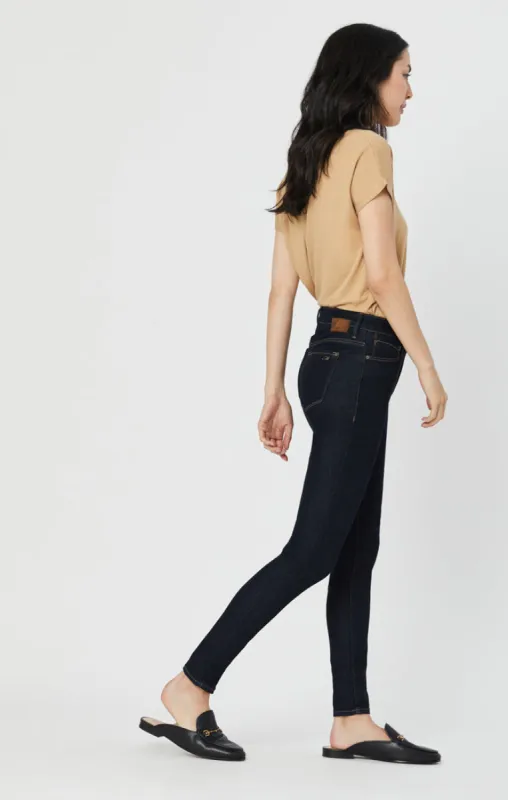 ALISSA SUPER SKINNY JEANS IN RINSE SUPERSOFT sold by Mavi
