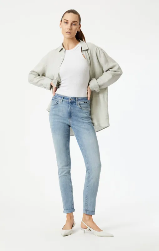 KATHLEEN SLIM BOYFRIEND JEANS IN LIGHT FEATHER BLUE sold by Mavi