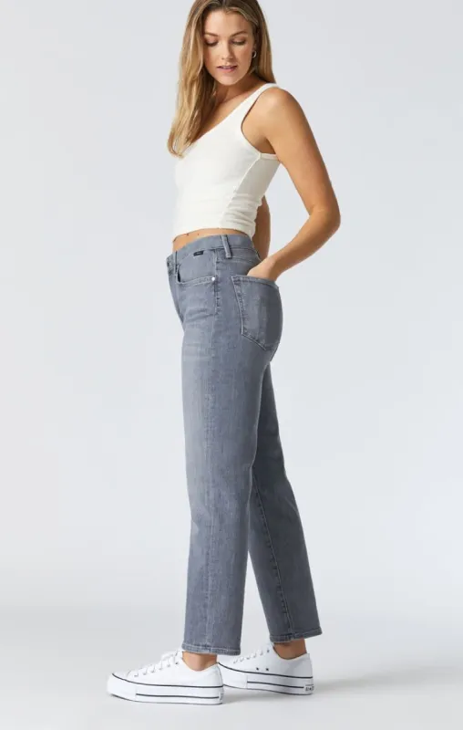 SOHO GIRLFRIEND JEANS IN MID GREY VINTAGE LA VINTAGE sold by Mavi