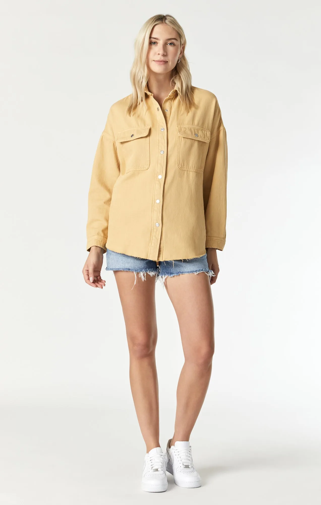 TAMARA OVERSIZED DENIM SHIRT IN MOONSTONE DENIM sold by Mavi product image thumbnail 4