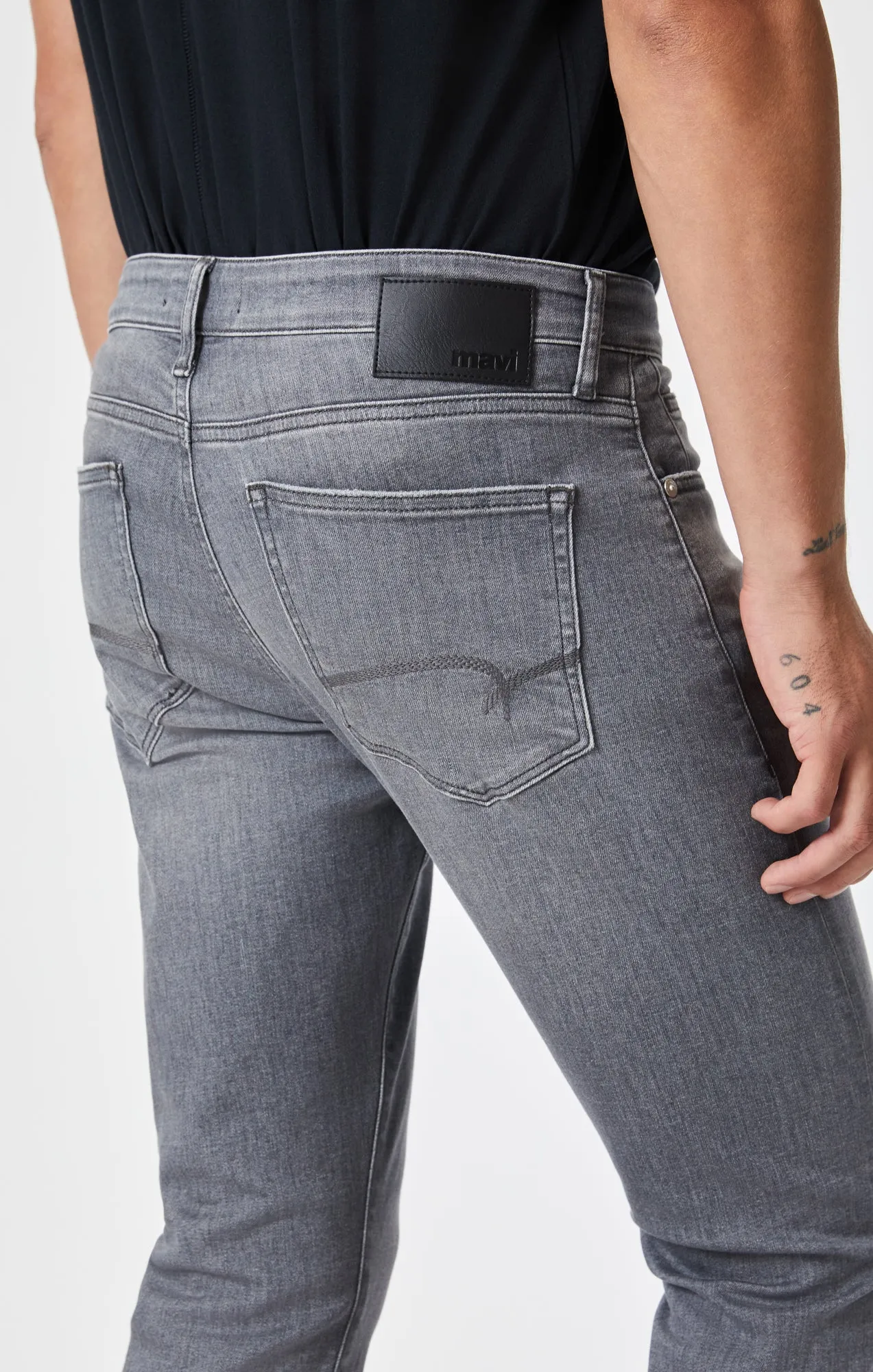 MARCUS SLIM STRAIGHT LEG IN MID GREY FEATHER BLUE sold by Mavi product image thumbnail 5