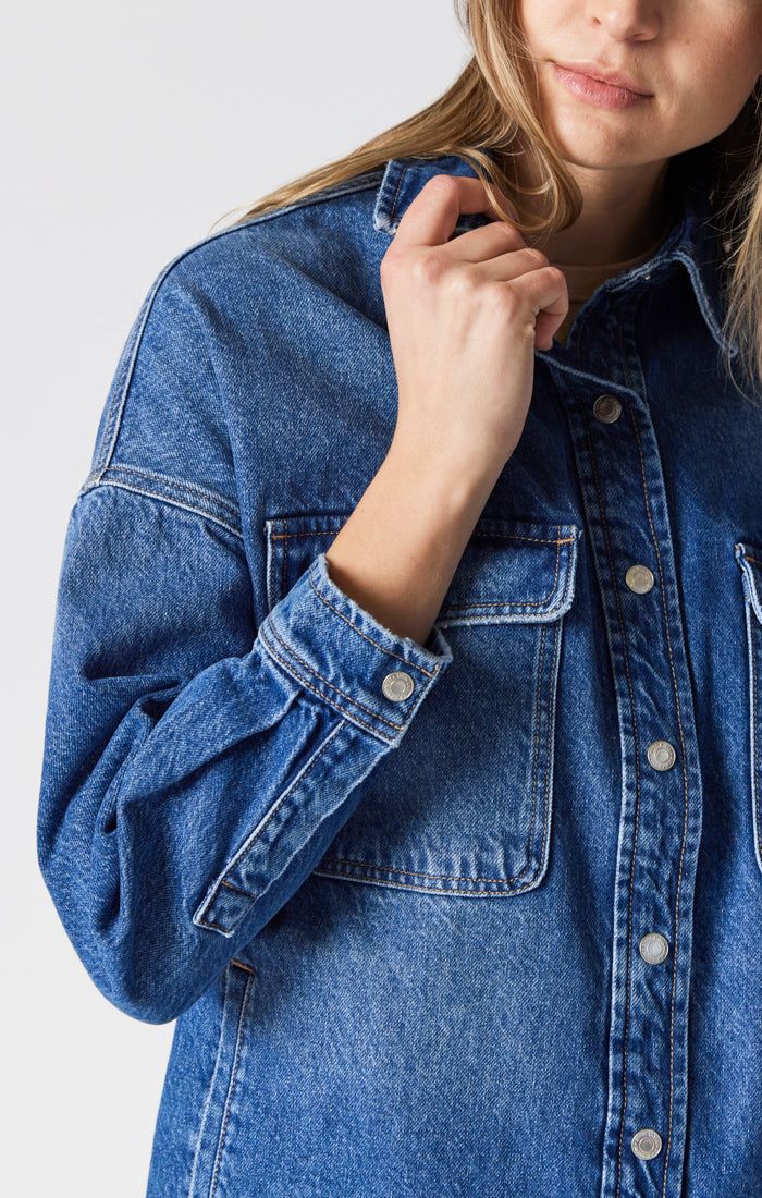 TAMARA OVERSIZED DENIM SHIRT IN DARK DISTRESSED TRUE BLUE sold by Mavi product image thumbnail 4