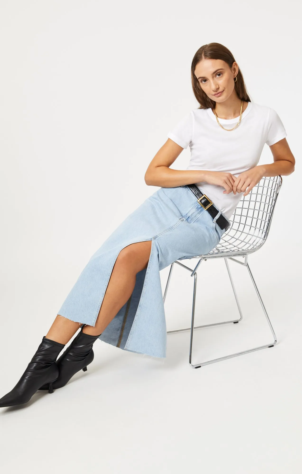 MARIN SKIRT IN BLEACHED DENIM sold by Mavi