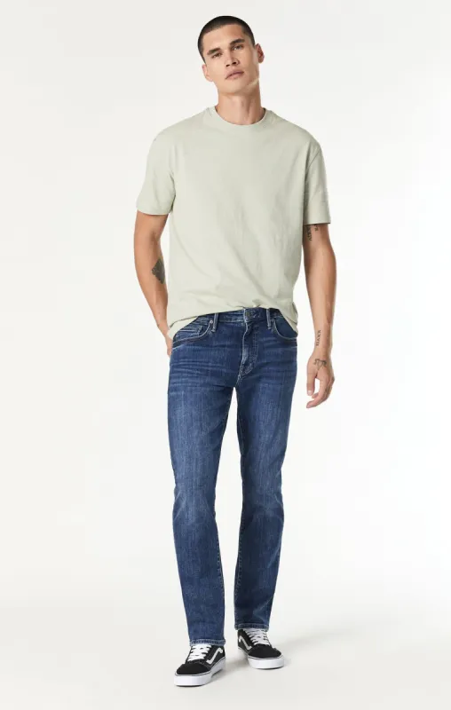 ZACH STRAIGHT LEG IN DARK ORGANIC VINTAGE sold by Mavi