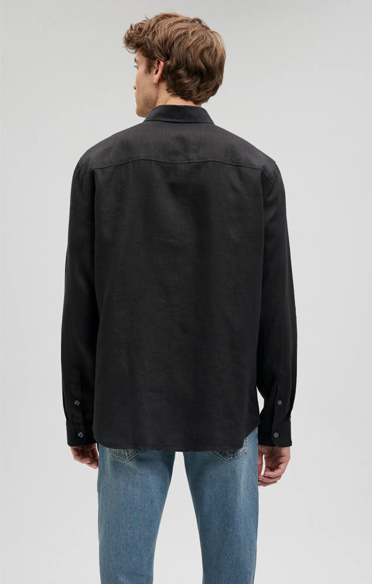 LINEN BUTTON-UP SHIRT IN BLACK sold by Mavi product image thumbnail 4